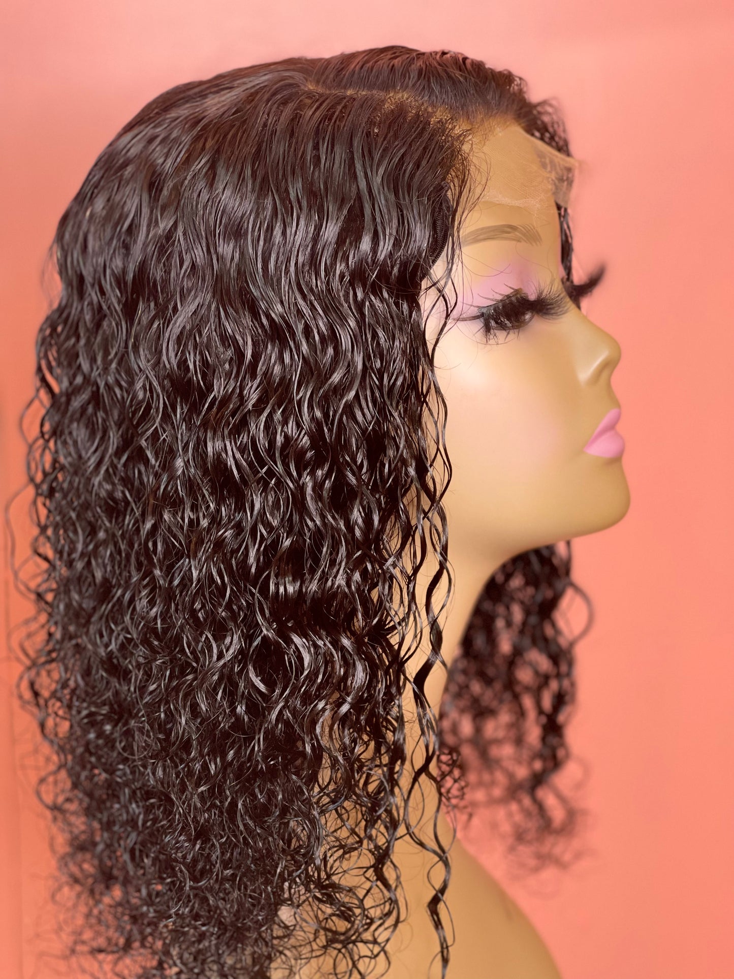 LEXI Curly Bob